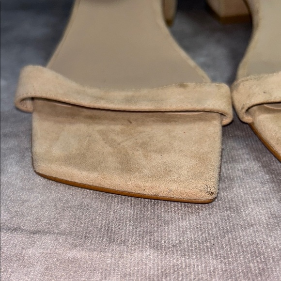 EUC Stuart Weitzman Elegant Tan Women's Sz US 9B Block Heel Sandals Nude Suede - Picture 7 of 14